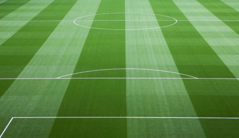 Berapa Panjang Lapangan Sepak Bola Menurut Aturan FIFA