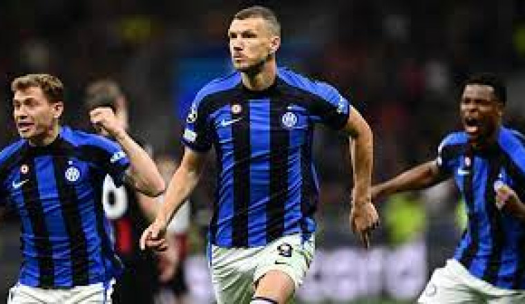 Hasil Akhir AC Milan vs Inter Milan: Skor: 0-2