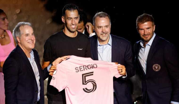 Resmi!Sergio Busquets Ikuti Jejak Lionel Messi