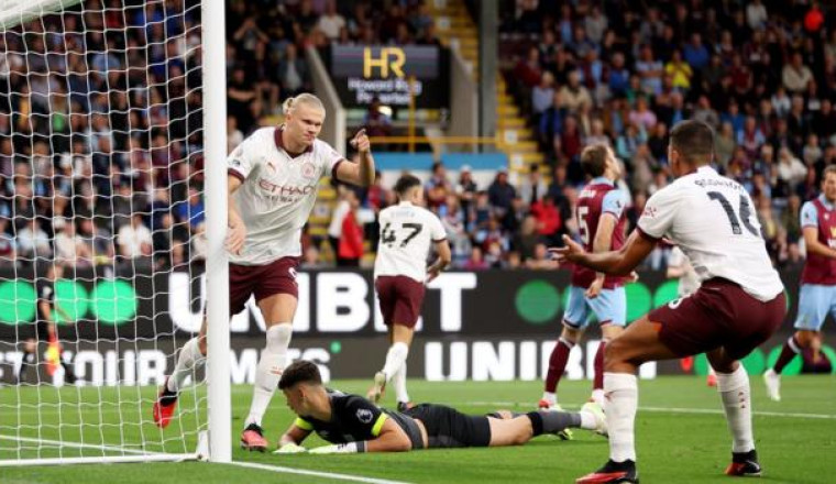 Hasil Akhir Burnley vs Manchester City: Skor 0-3
