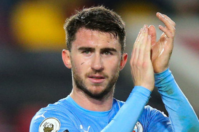 Arsenal Akan Jadikan Laporte Sebagai Pengganti Timber Yang Cedera?