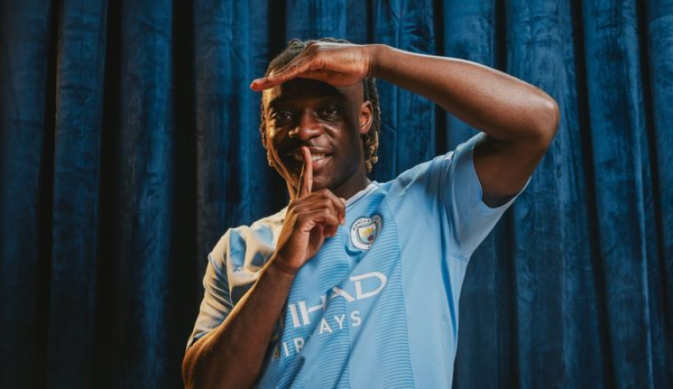Fix! Jeremy Doku Sah Jadi Pemain Manchester City