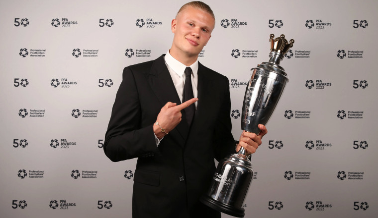 Erling Haaland Raih Gelar PFA Player of the Year 2022/2023