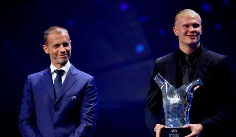 Baru Semusim di Man City, Erling Haaland Menangi UEFA Men's Player of the Year