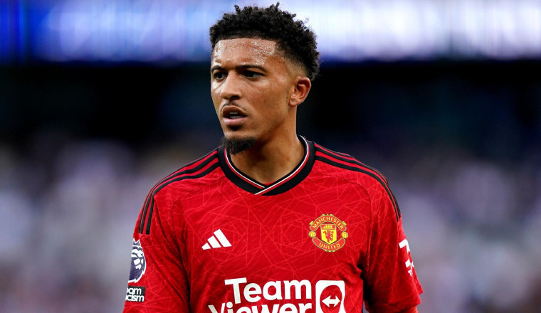 Steven Gerrard Ajak Jadon Sancho Pindah ke Al-Ettifaq?