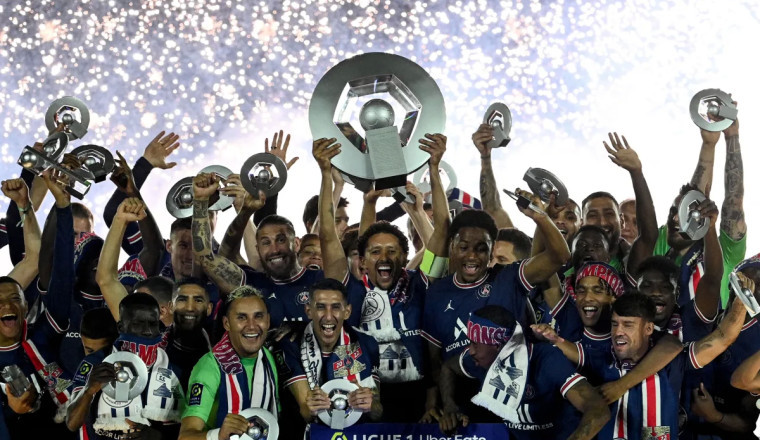 PSG Teratas, Inilah Klub Dengan Trofi Liga Prancis Terbanyak!