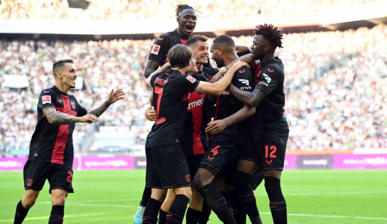 Bayer Leverkusen "Gulung" Hacken Empat Gol Tanpa Balas!