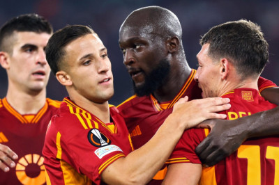 Tampil Beringas! AS Roma 