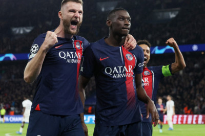 Paris Saint-Germain Gasak AC Milan 3 Gol Tanpa Balas!