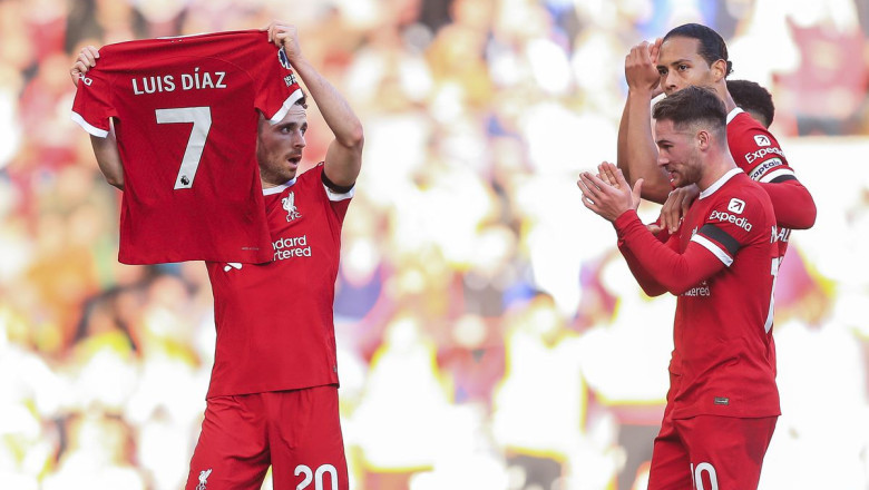 Tampil Cemerlang, Liverpool Lumat Nottingham Forest 3-0!