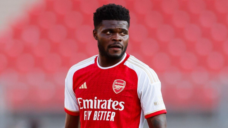 Gampang Cedera, Arsenal Akan Lego Thomas Partey?