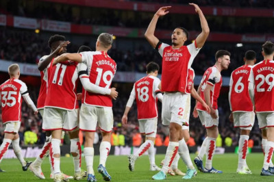 Amankan 3 Poin, Arsenal Pepet Manchester City di Puncak