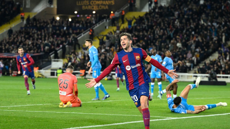 Drama Lima Gol Warnai Kemenangan Barcelona atas Almeria