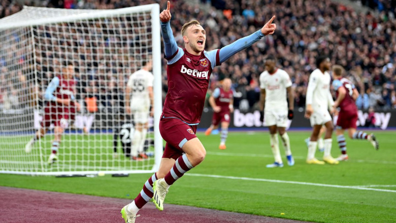 Tumbang di Markas West Ham, Manchester United Kian Terpuruk