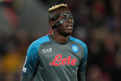 Fix! Victor Osimhen Perpanjang Kontrak di Napoli