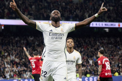 Gol Tunggal Rudiger Bawa Real Madrid Amankan Puncak Klasemen