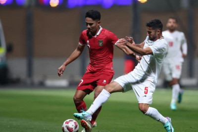 Tumbang 1-3 Dilaga Debut, Timnas Indonesia Jadi Juru Kunci Grup