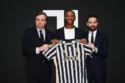 Fix! Tiago Djalo Resmi Berseragam Juventus