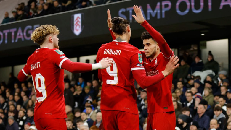Kandaskan Fulham, Liverpool Berjumpa Chelsea di Final Carabao Cup