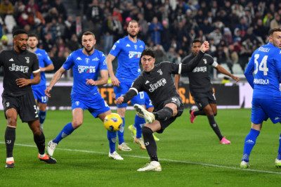 Diwarnai Kartu Merah Milik, Juventus Gagal Amankan Tiga Poin