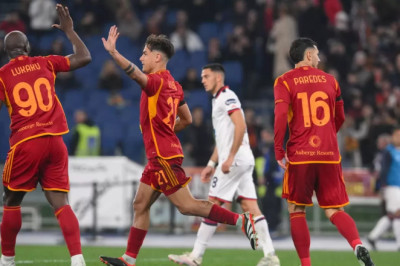 Raih Poin Penuh, AS Roma Libas Cagliari Empat Gol Tanpa Balas