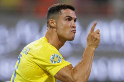 Cristiano Ronaldo Frustasi Setelah Kalah dari Al Hilal di Riyadh Season Cup