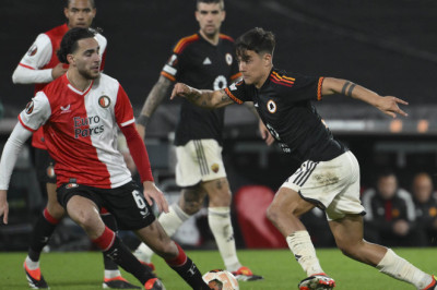 Tahan Imbang Feyenoord 1-1, AS Roma Dapat Modal Berharga
