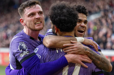 Hajar Brentford 4-1, Liverpool Amankan Tiga Poin Krusial