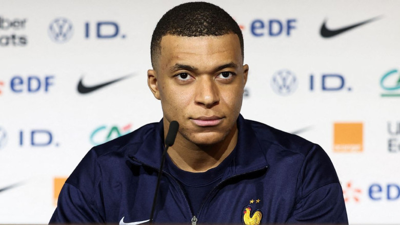 Kylian Mbappe: Bantah Rumor Pindah ke Real Madrid! Ini Penjelasannya