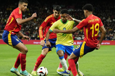 Spanyol vs Brasil: Pertandingan Seru Berakhir Imbang 3-3 di Santiago Bernabeu