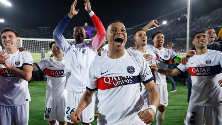 Kylian Mbappe Bawa PSG ke Semifinal dengan Brace Briliannya
