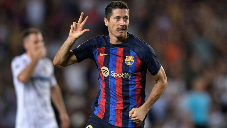Robert Lewandowski Raih Gelar MOTM dalam Laga Barcelona vs Valencia