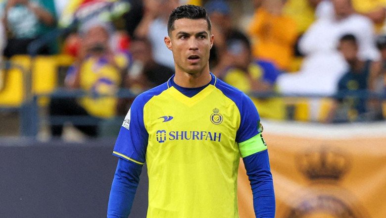 Putuskan Bertahan, Cristiano Ronaldo Siap Perpanjang Kontrak di Al Nassr