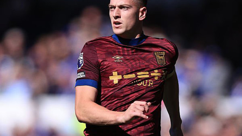 Takut Disalip Chelsea, MU Coba Kebut Transfer Liam Delap