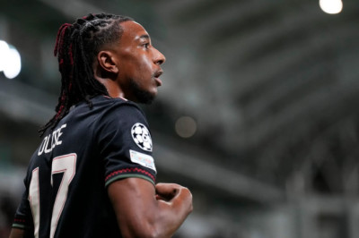 Usai Jalani Operasi Mata, Michael Olise Diragukan Tampil Lawan Heidenheim