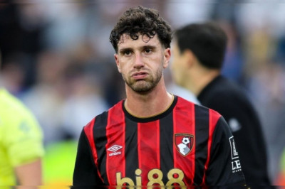 Atletico Madrid Disaingi Barcelona Untuk Gaet Bintang Bournemouth