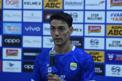Jelang Lawan PSM, Federico Barba Tekankan Kemenangan Jadi Target Persib