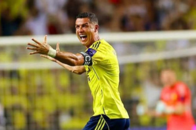 Usia 40 Tahun Tak Jadi Batas, Cristiano Ronaldo Kejar Target 1.000 Gol Sebelum Pensiun