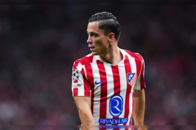 Giacomo Raspadori Tidak Buru-buru Gabung AS Roma Maupun Lazio