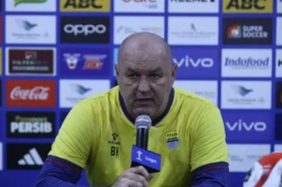 Sosok Tri Santoso, Wasit Persik vs Persib yang Disemprot Bojan Hodak