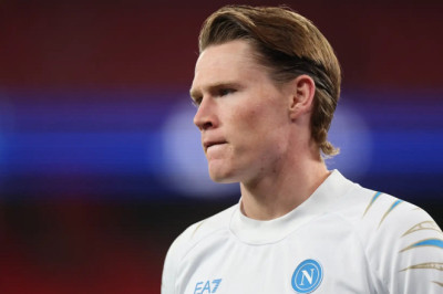 Hampir Kalah di Kandang, Scott McTominay Inspirasi Kebangkitan Napoli