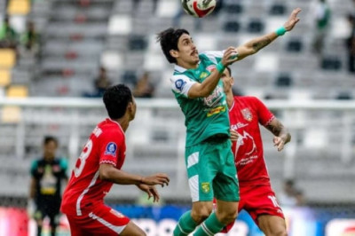 Klasemen Usai Persebaya Tahan Malut United Geser Persija dan Persib, Bajul Ijo Menang 2-1