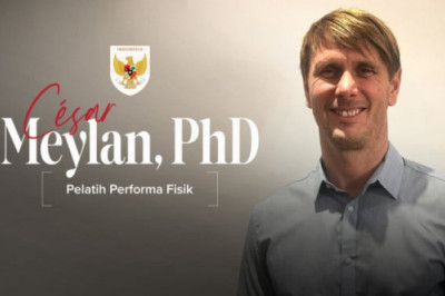 Resmi, PSSI Tunjuk Profesor Fisik sebagai Asisten Pelatih Timnas Indonesia