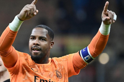 Komisi Agen Kini Jadi Hambatan Milan Perpanjang Kontrak Mike Maignan