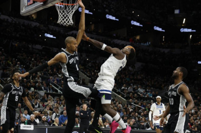 Hasil NBA: 55 Poin Anthony Edwards Gagal Redam Spurs dan Wembanyama