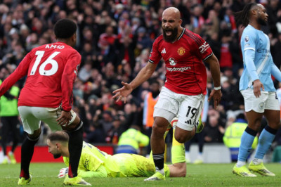 Michael Carrick Buktikan 'DNA Manchester United' Masih Hidup Lewat Kemenangan atas Man City