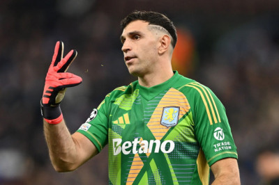 Inter Milan Telah Melakukan Kontak Dengan Agen Emiliano Martinez