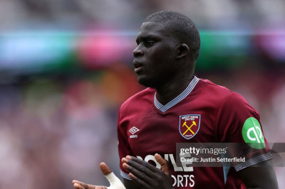 Malick Diouf Hadapi Persaingan di West Ham, Nuno Kirim Pesan Tegas