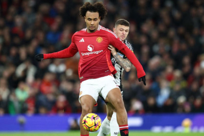 Juventus Krisis Penyerang: Spalletti Bidik Joshua Zirkzee?!