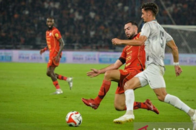 Persita vs Persija Sedang Tanding! Susunan Pemain Lengkap dan Info Siaran Langsung